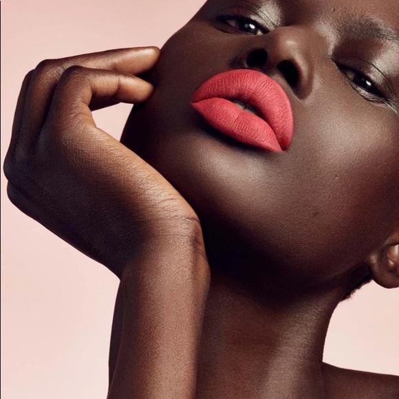 FENTY: MATTEMOISELLE PLUSH MATTE LIPSTICK: Dragon Mami - Picture 9 of 12